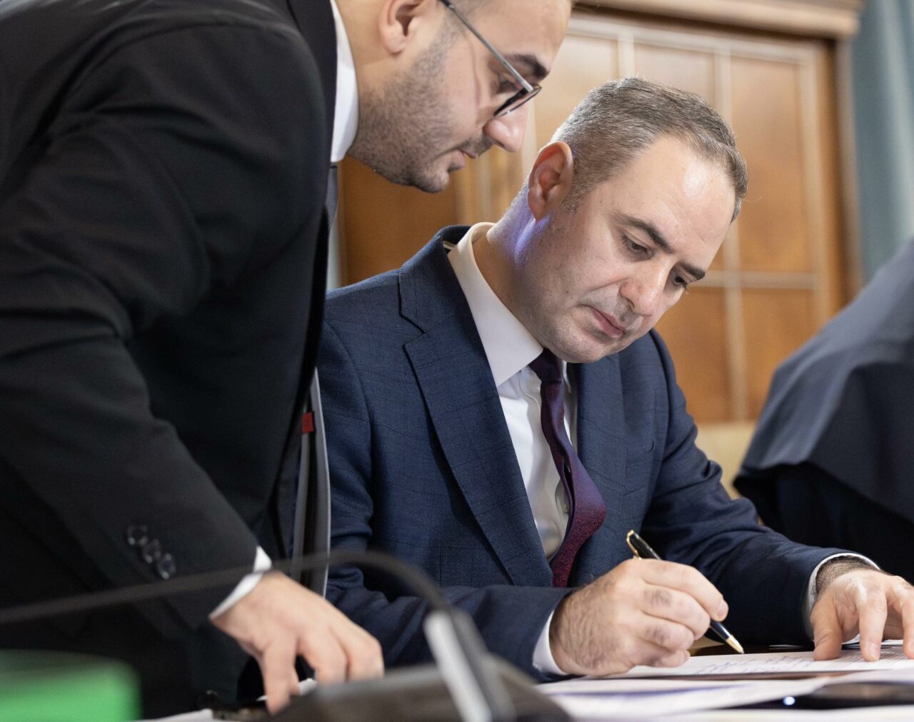 Ministrul Finanțelor a semnat al doilea contract de finanțare pentru Autostrada A1: „Prima autostradǎ care traverseazǎ Carpații, în linie dreaptă”