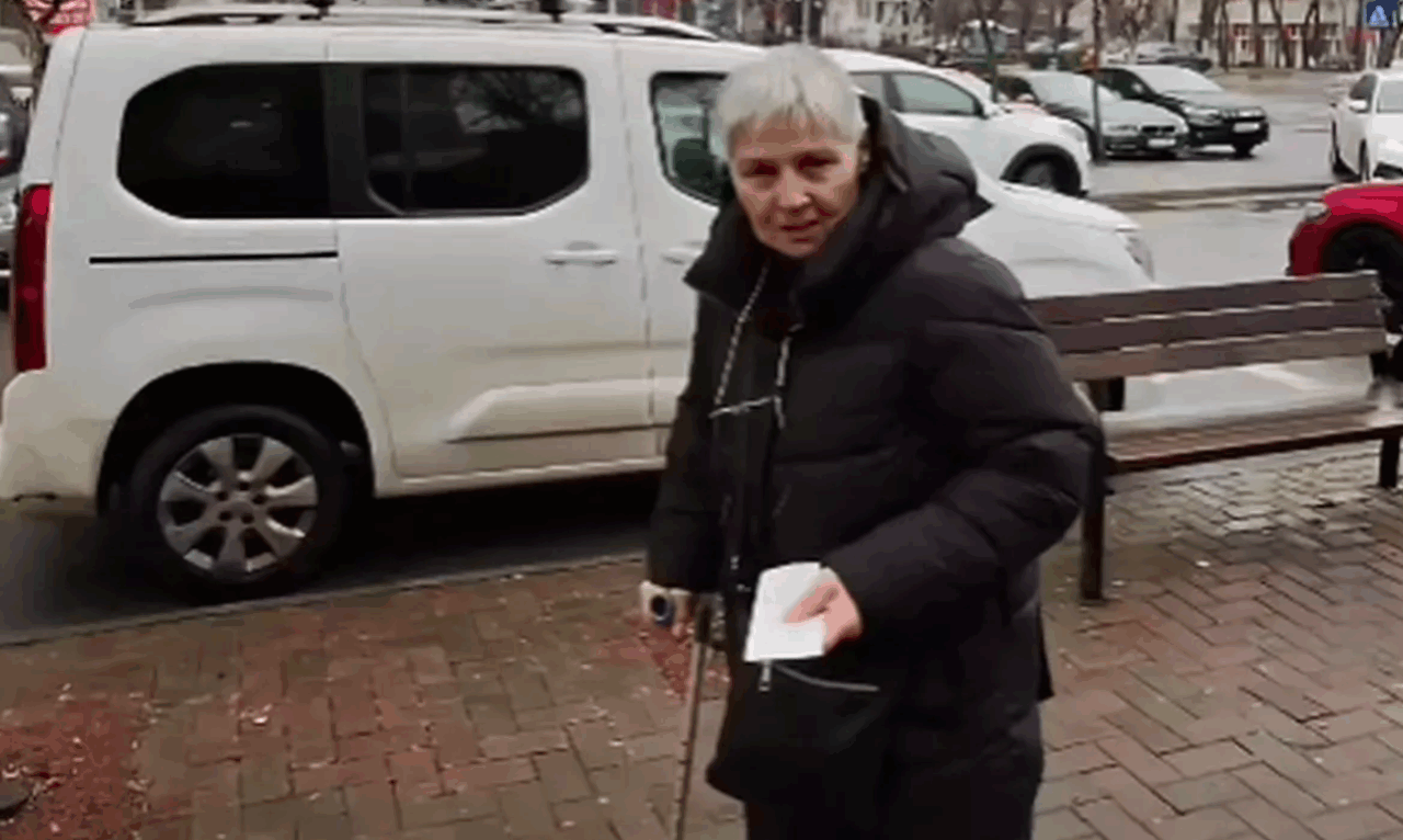 Reacția unei pensionare după ce a aflat că are de plată 700 de lei impozit la casă: „Arză-v-ar focul să vă ardă”