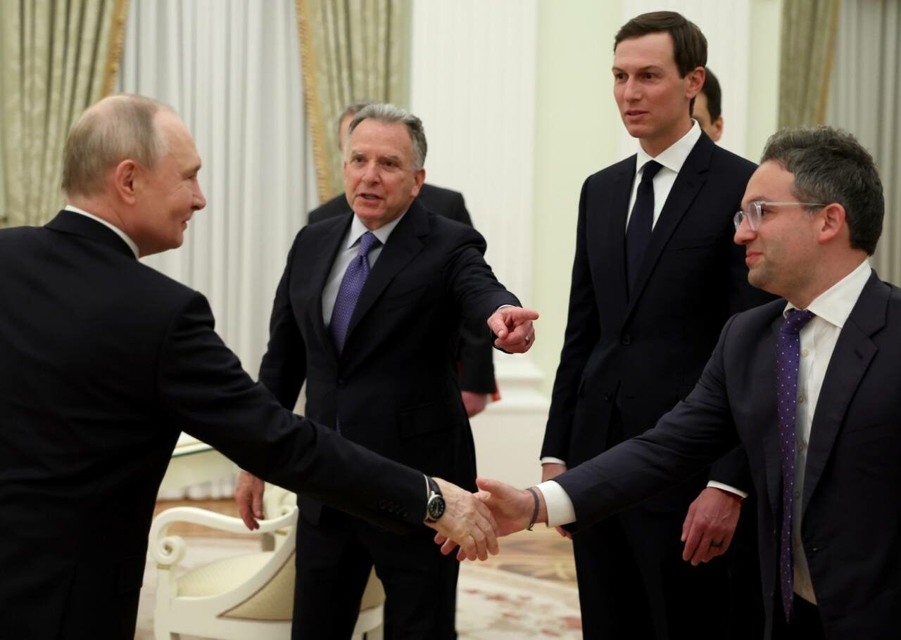 Noi negocieri de pace la Moscova. Putin discută cu Witkoff și Kushner târziu în noapte
