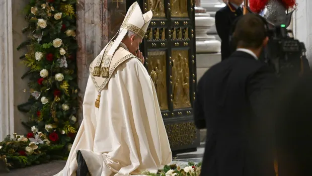 Papa Leon a încheiat Anul Sfânt Catolic prin închiderea Uşilor Sfinte de la Vatican, un gest solemn