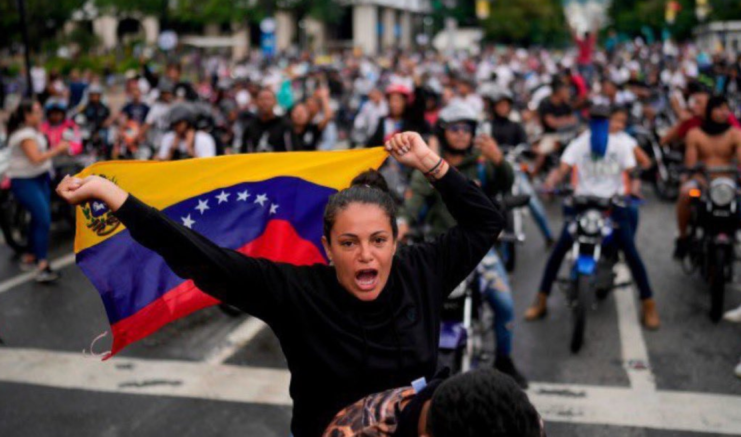 40 de oameni ar fi murit în operațiunea SUA de capturare a lui Maduro