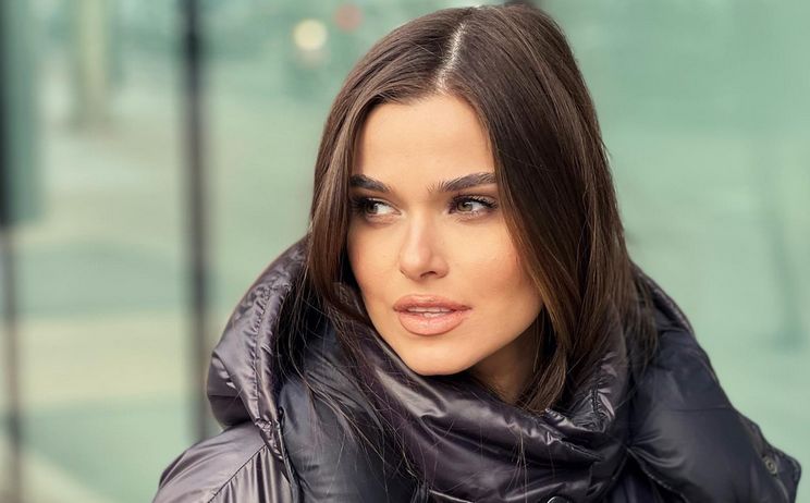 Theo Rose nu îi cere bani soțului ei. ”Nu am suportat în viața mea ideea să îmi dea un bărbat, să mă întrețină cineva”