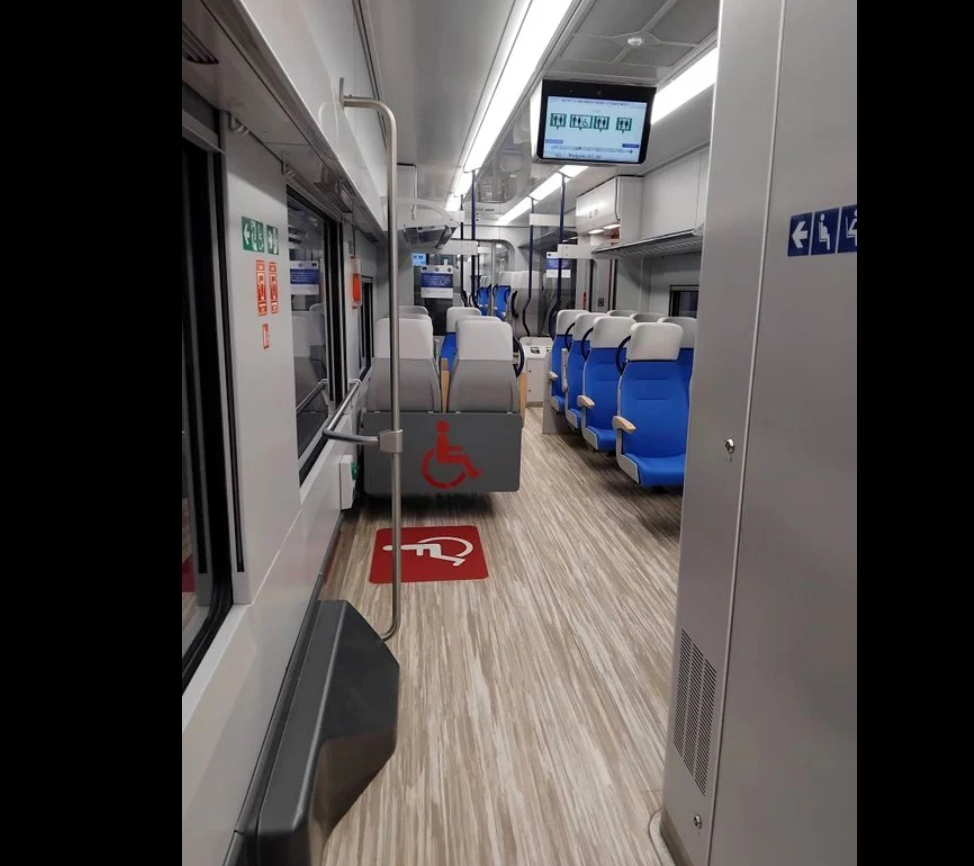 Să fie imagini din România? Trenul care i-a uluit pe români. Pe ce rută circulă