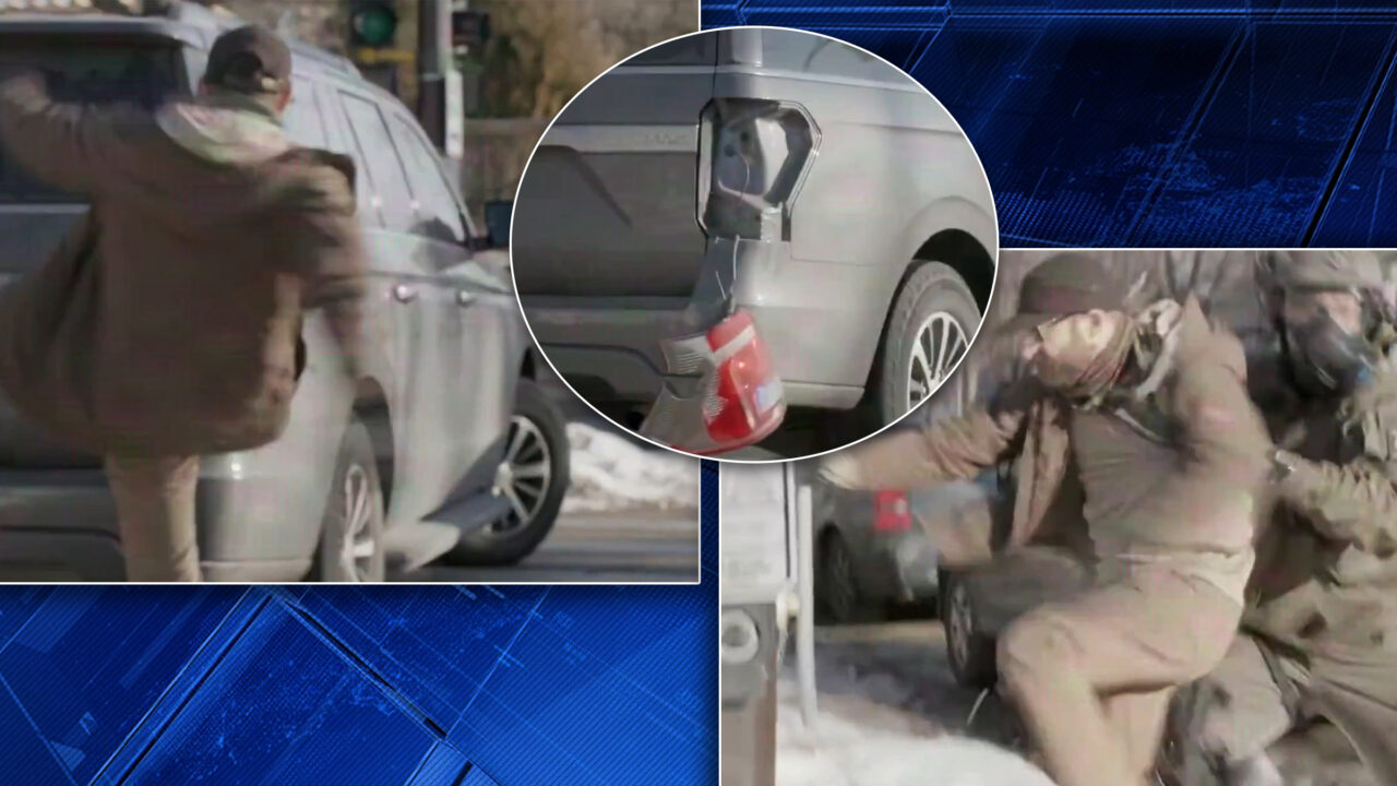 Noi imagini cu Alex Pretti, protestatarul ucis în Minneapolis: Bărbatul a avut o confruntare cu agenții ICE, înainte cu 11 zile de moartea sa. Ce detalii ies la iveală