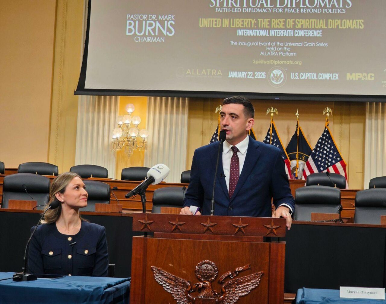 George Simion, mesaj de la Washington: „Venim din România, o țară unde, până de curând, puteai fi închis și pedepsit pentru credințele tale/ Democrația a fost anulată”