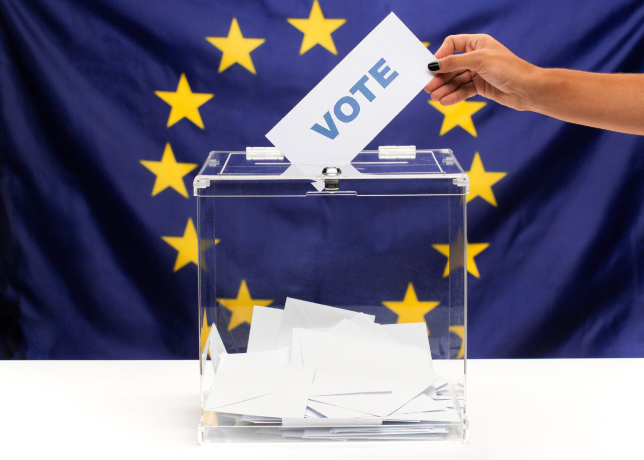 Bruxelles-ul respinge raportul Congresului SUA în care ar fi influențat alegerile din România: „Acuzațiile de cenzură sunt absurde”