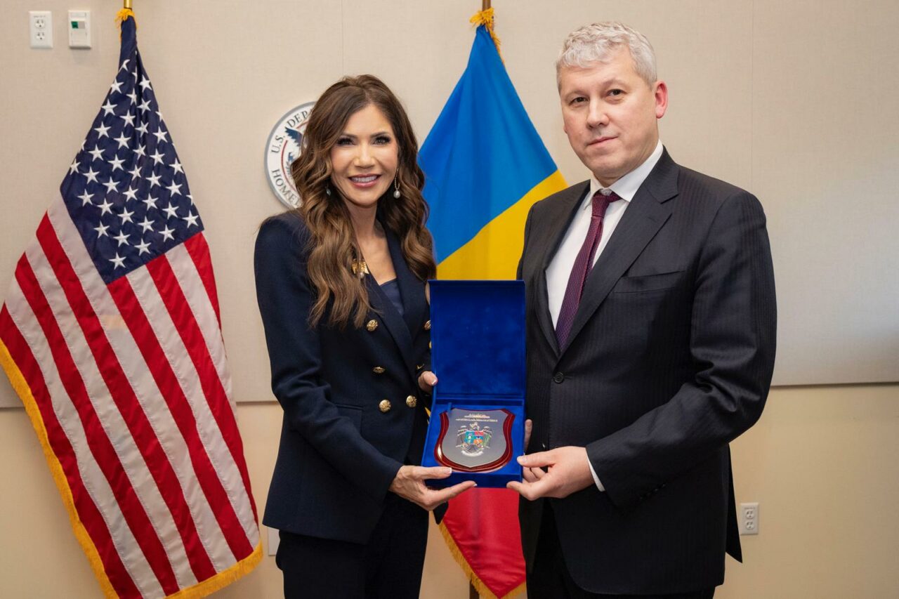 Ministrul Cătălin Predoiu s-a întâlnit cu secretarul pentru Securitate Internă al SUA. Visa Waiver, pe agenda discutată