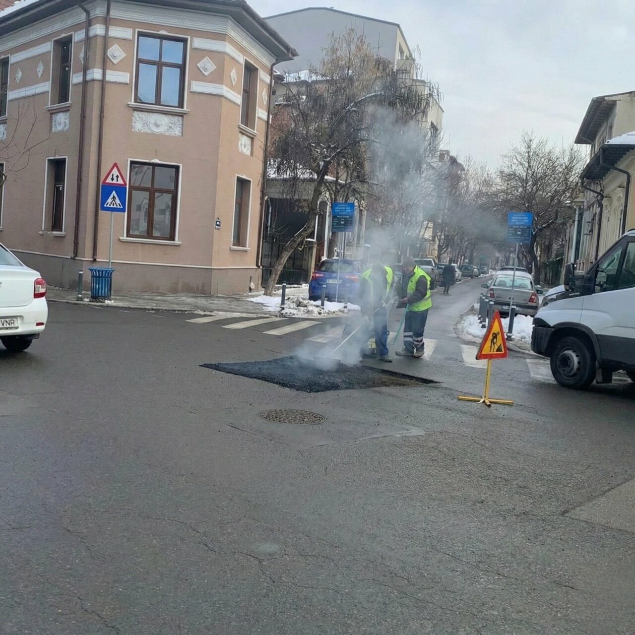 Primăria Sectorului 2 a alocat peste 7 milioane de lei pentru reparația străzilor. Rareș Hopincă: „Am evaluat mii de gropi”