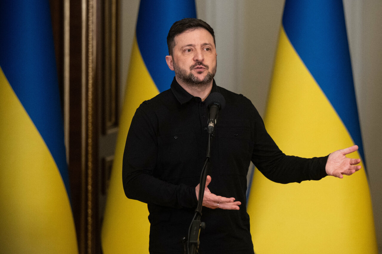Război în Ucraina, ziua 1495. Zelenski: „Într-o singură săptămână, rușii au folosit peste 3000 de drone, 1450 de bombe și 40 de rachete”