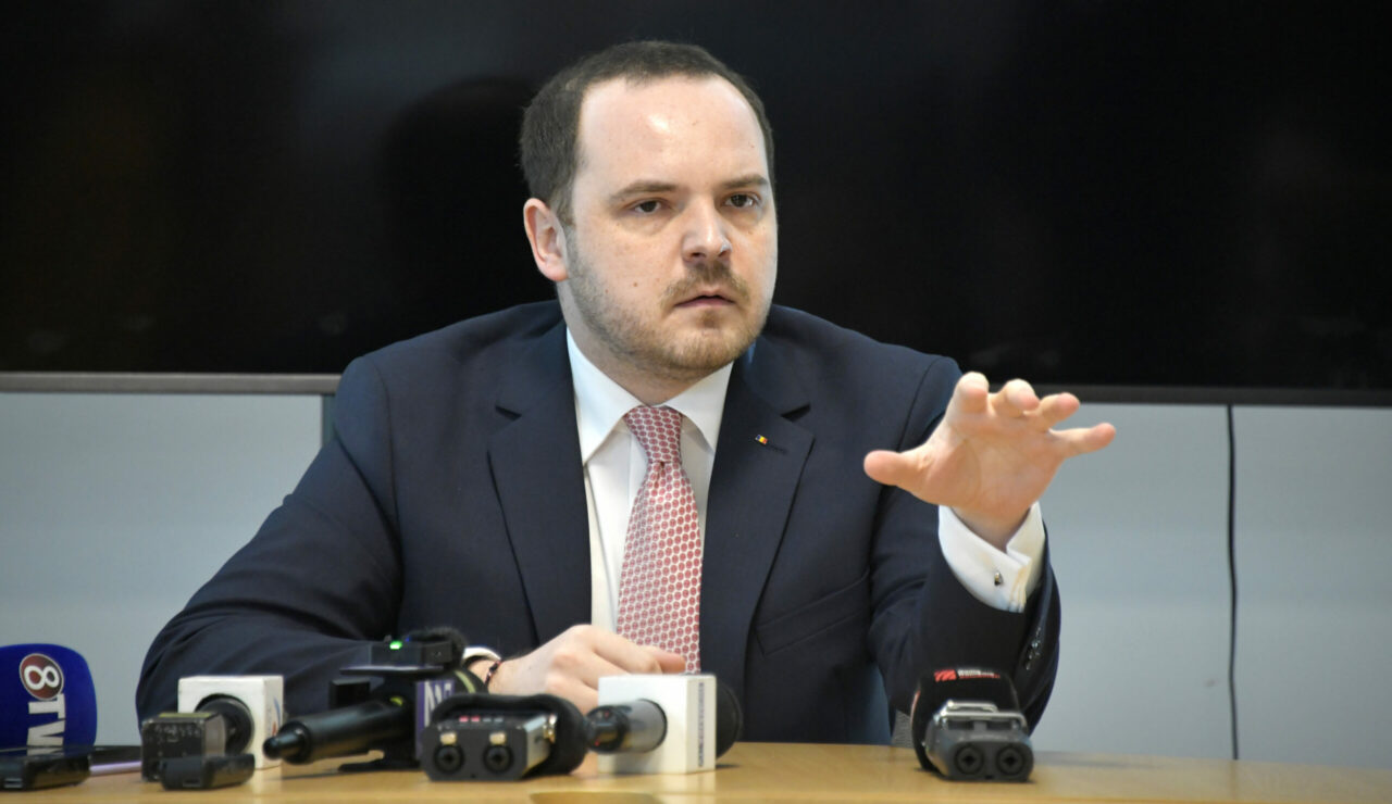 Ministrul Sănătății anunță controale după cazul medicului care opera la privat în timpul programului de lucru de la stat