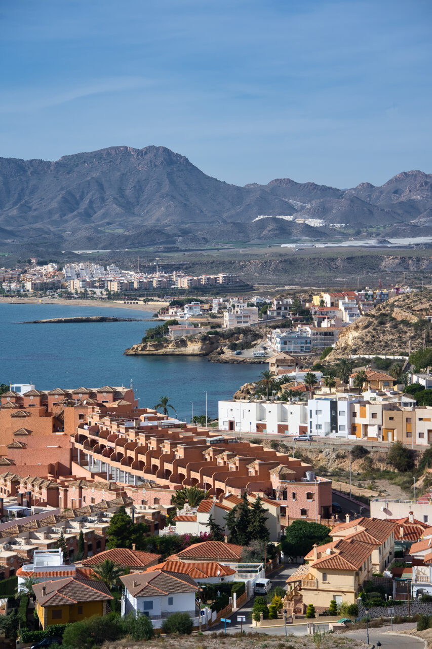 O destinație îndrăgită de români ia în calcul închiderea teraselor în plin sezon estival, în caz de caniculă severă