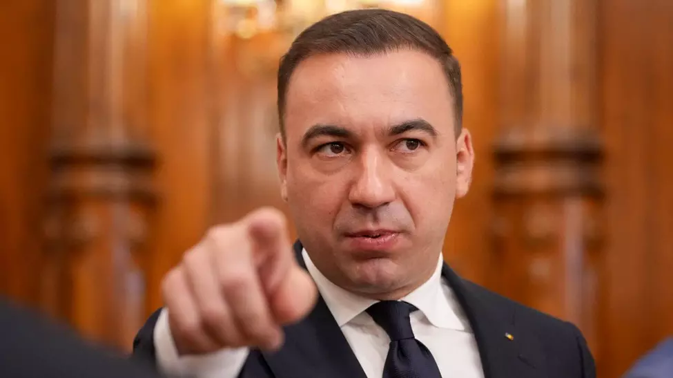 Ministrul Energiei nu va fi prezent luni la „Ora Guvernului”. Bogdan Ivan a cerut ca dezbaterea să fie reprogramată