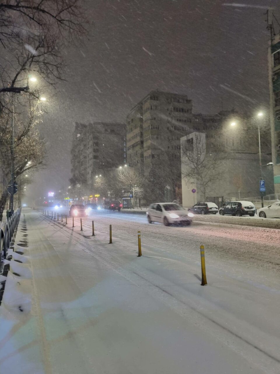 Alertă, anvelope de iarnă în București! Amenzi speciale pentru șoferii care nu-și echipează mașinile pentru viscolul de azi și mâine