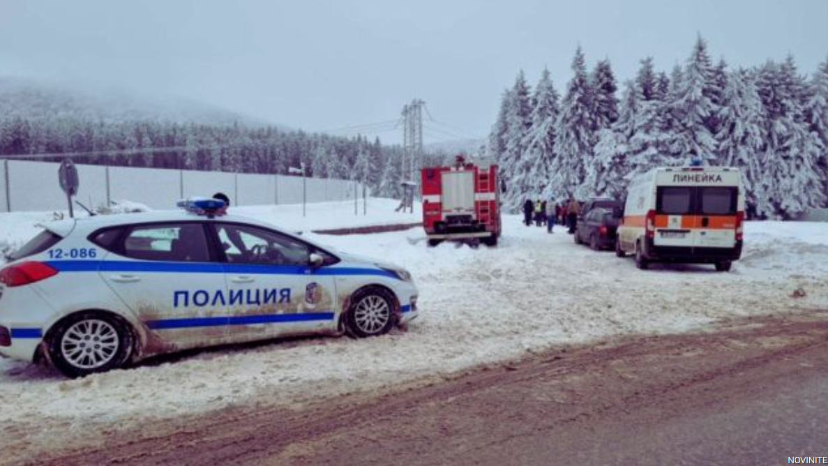 Execuție mafiotă sau sinucidere rituală. Trei oameni împușcați în cap lângă o cabană fortificată din Bulgaria