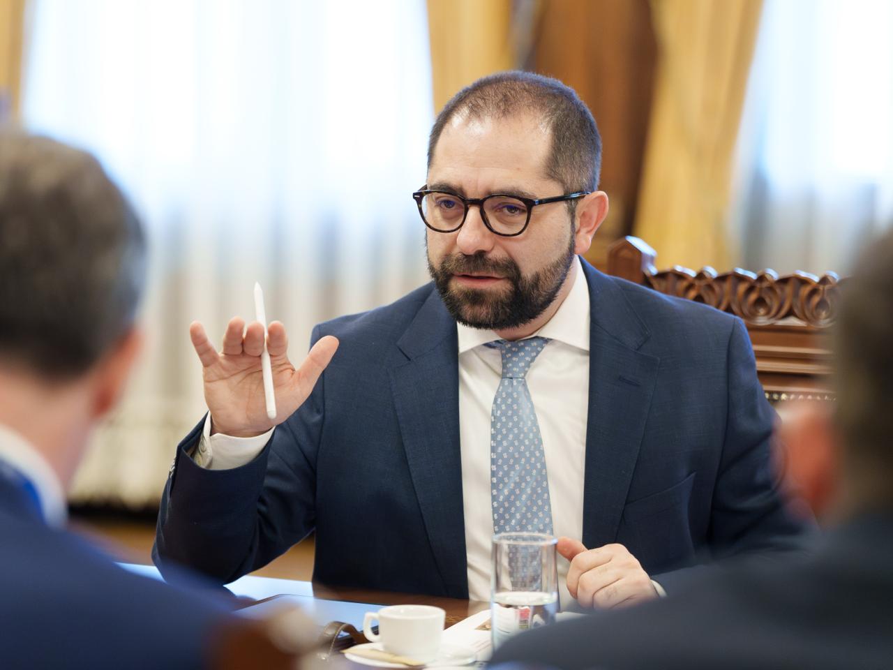 Consilierul lui Nicușor Dan s-a întâlnit cu fermierii. Mercosur, pesta porcină și finanțele UE, printre temele de discuție