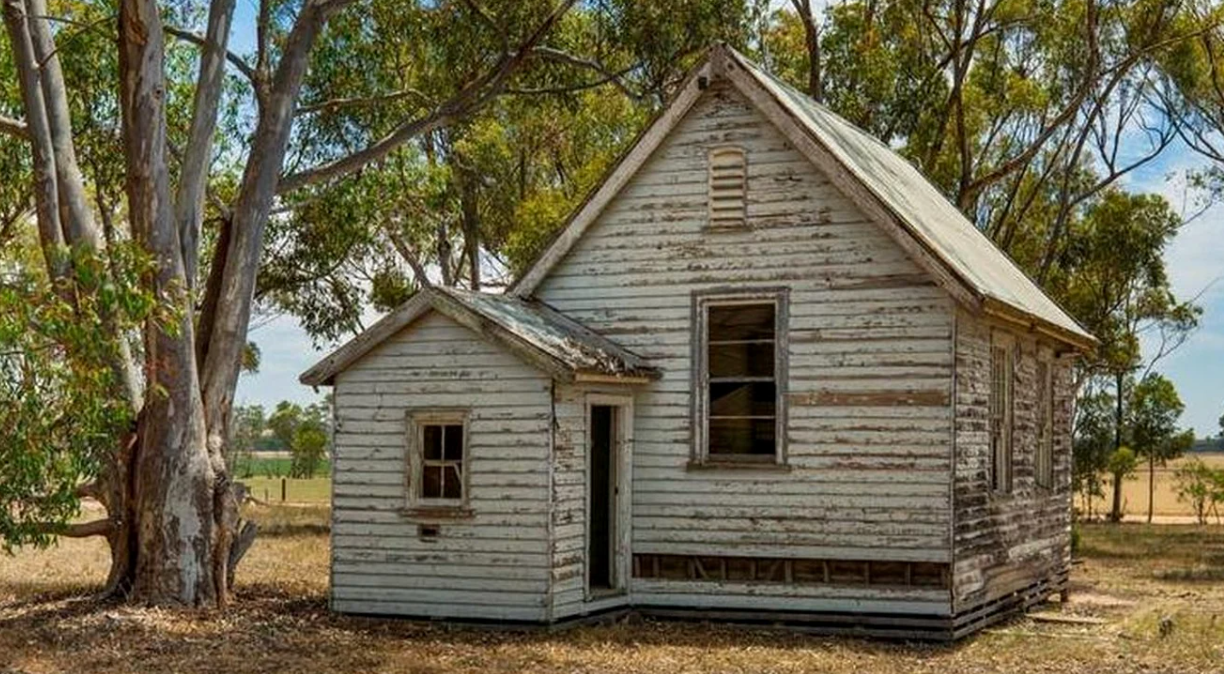 Chilipirul din deșert. Prețul fabulos pentru care se poate achiziționa o dărăpănătură în Neverland. Cât costă asta…și unde este…