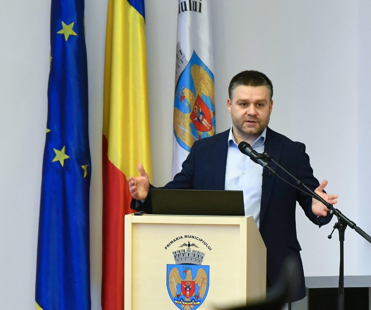 Bucureştiul candidează pentru găzduirea Forumului Oraşelor. Proiectul a fost votat cu unanimitate de voturi