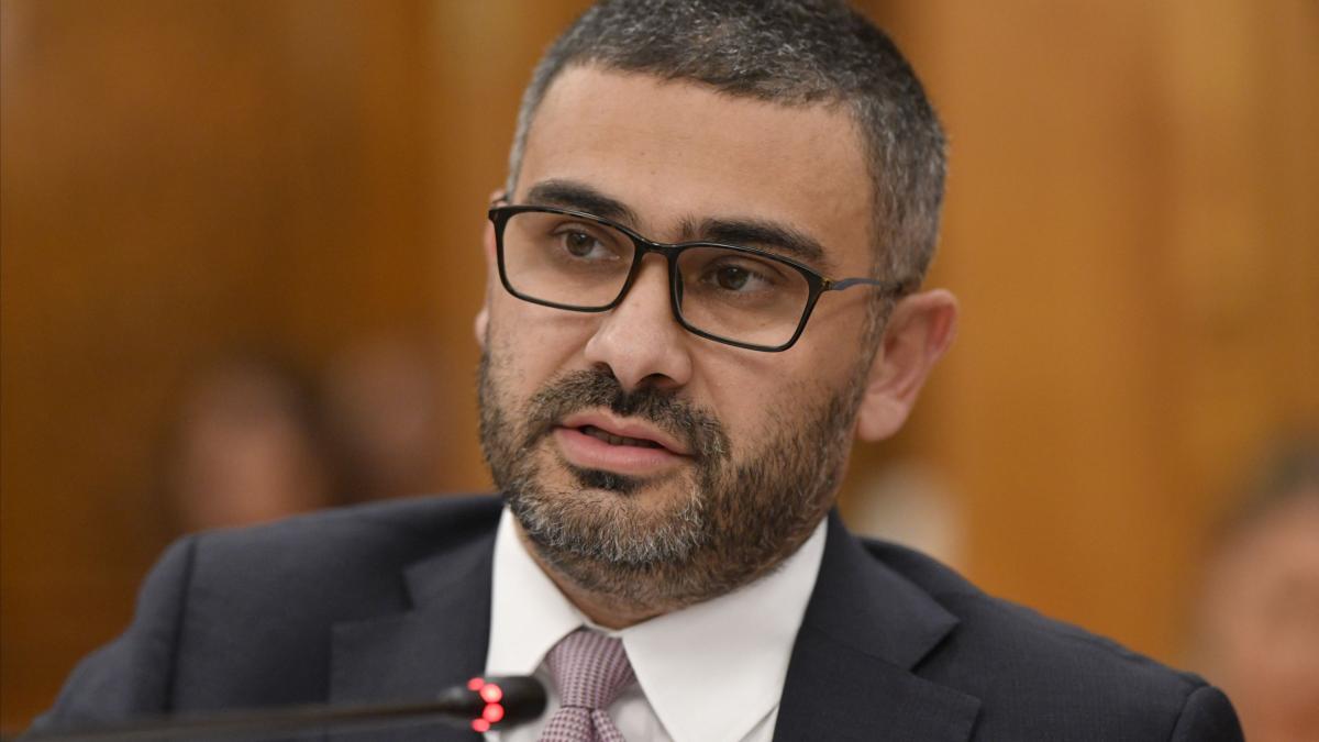 Ministrul Muncii, Florin Mnaole, anunță creșteri de pensii, de la 1 ianuarie 2027. Unii seniori vor avea parte chiar și de două majorări