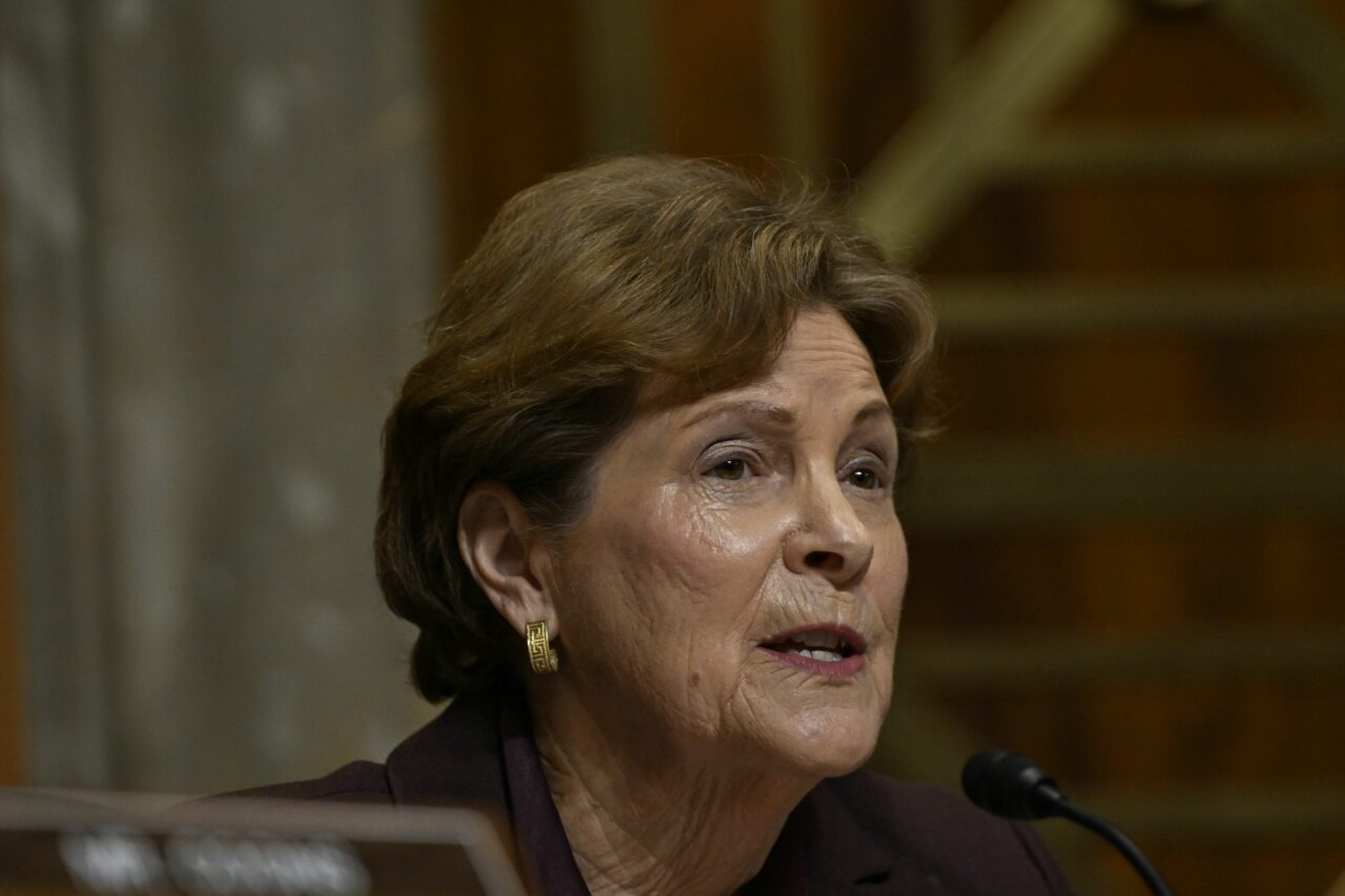 Senatoare americană care s-a întâlnit cu Nicușor Dan a încurcat Bucureștiul cu Budapesta