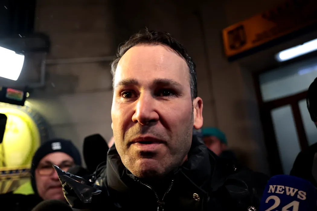 Interceptări DNA în dosarul lui Robert Negoiță. Apropiații edilului: „De luni știa de aia cu DNA-ul”. „Se întâmplă nenorocire ca la Rahova”