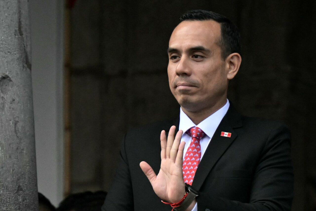 Criză politică majoră în Peru. Congresul din Lima a decis demiterea președintelui țării pentru a doua oară în patru luni