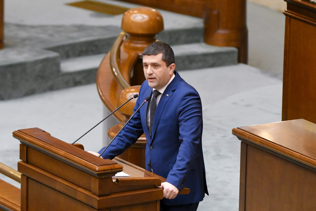 Ministrul Radu Miruță revine în scandalul normei de hrană a militarilor. Ce a vorbit cu Ilie Bolojan: „Sunt multe neajunsuri”