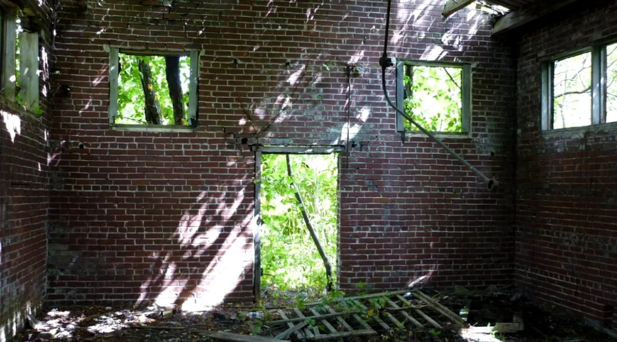 Un scenariu de film prost se transformă în realitate. Un oraș american este pustiit de un pârjol fără sfârșit