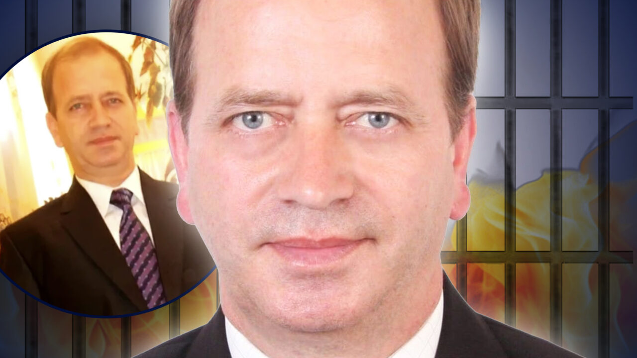 Primarul care şi-a dat foc la primărie a fost condamnat la închisoare cu executare. Edilul are de plătit şi despăgubiri de aproape 500.000 de lei