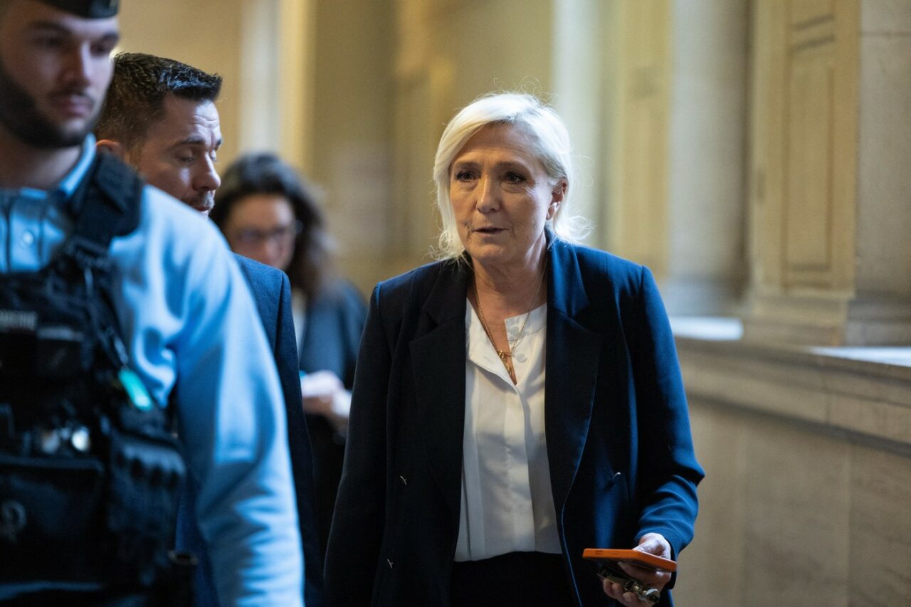 Procesul lui Le Pen, pe muchie de cuțit. Decizia care poate schimba radical alegerile din 2027 din Franța