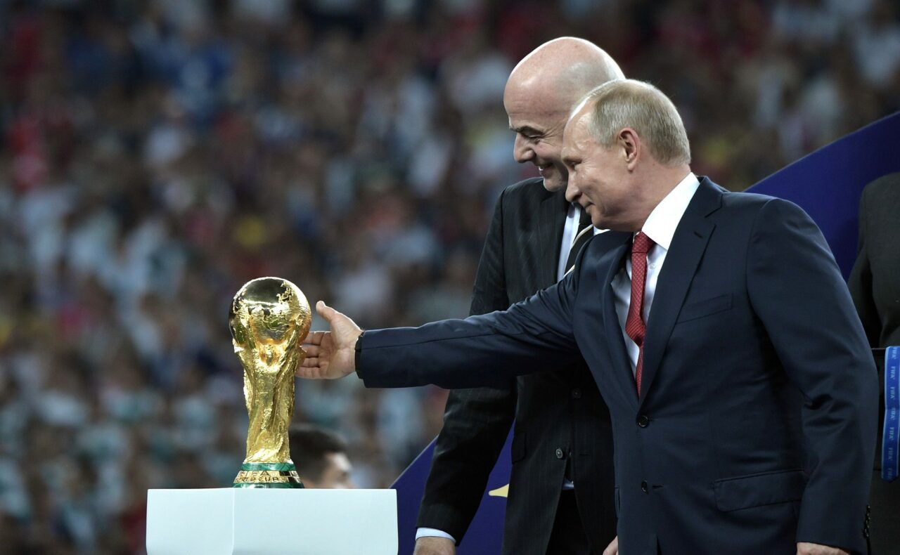 Rusia ar putea juca la Cupa Mondială din America de Nord. Șeful FIFA solicită anularea interdicției