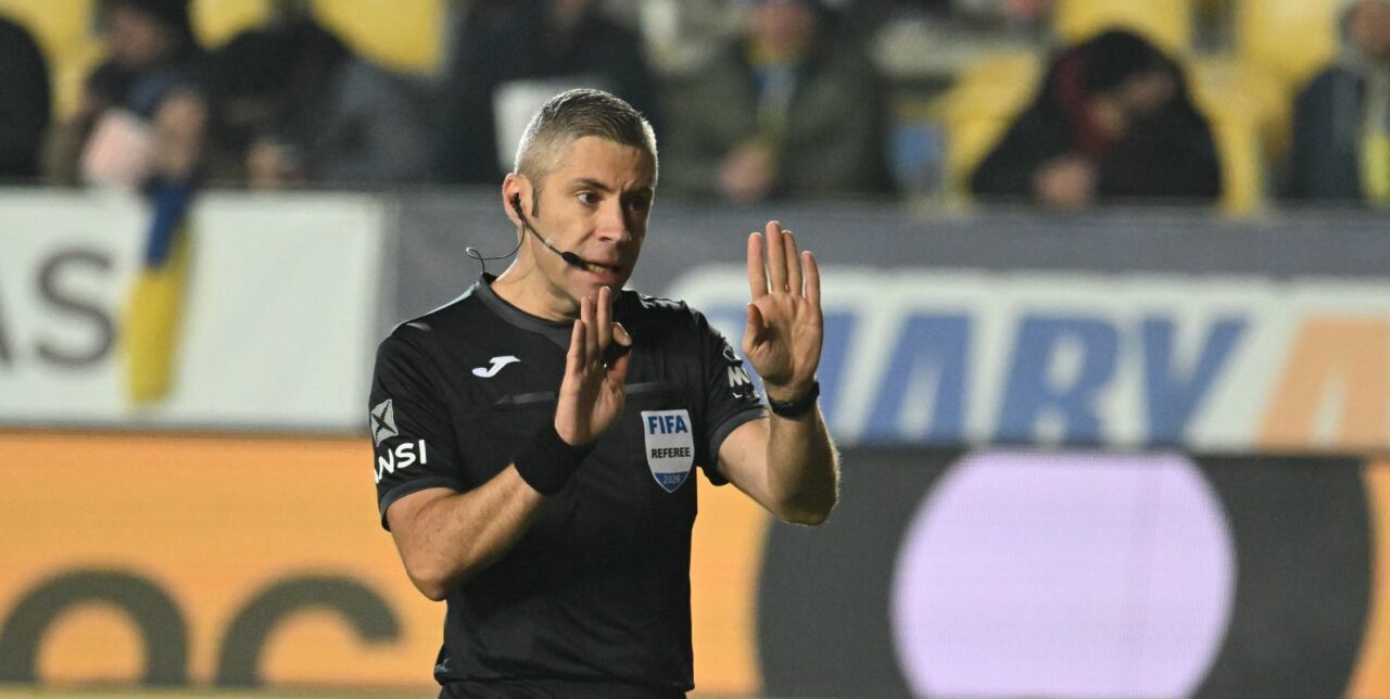 FC Argeș, comunicat dur după iureșul de la meciul cu Petrolul. Arbitrul și CCA, la judecată. Ce se cere dacă echipa ratează play-off-ul