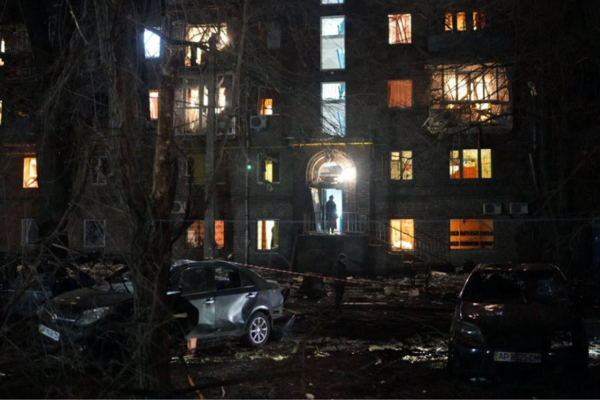 Cinci victime la Zaporojie după noi valuri de atacuri rusești cu drone kamikaze, în debutul celui de-al patrulea an de război în Ucraina