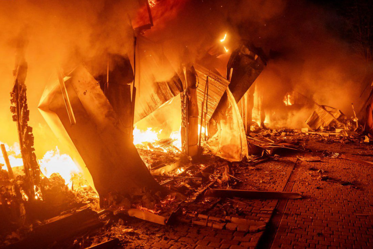 Atac masiv rusesc cu drone și rachete balistice asupra Kievului. O femeie și un copil au ajuns la spital