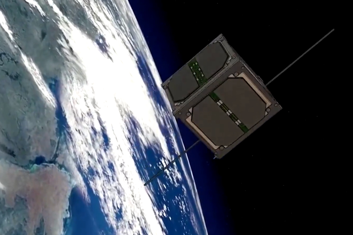 Japonia lansează pe orbită un satelit din lemn, soluția „naturală” pentru problema deșeurilor spațiale