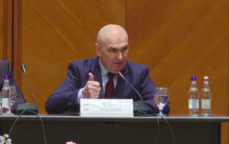 Momentul în care Ilie Bolojan a stârnit revoltă în sala plină de primari: „Majoritatea sumelor locale provin din transferuri de la bugetul de stat”