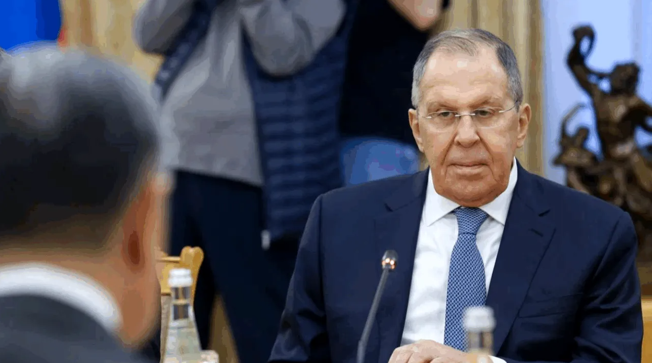 Kremlinul nu are niciun motiv să creadă că India nu va mai cumpăra petrol rusesc, susține Lavrov. „Nimeni, în afară de Trump, nu a anunțat asta“