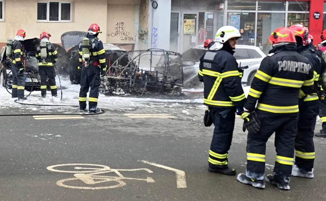 Ce marcă era mașina electrică în care o femeie din București a ars de vie
