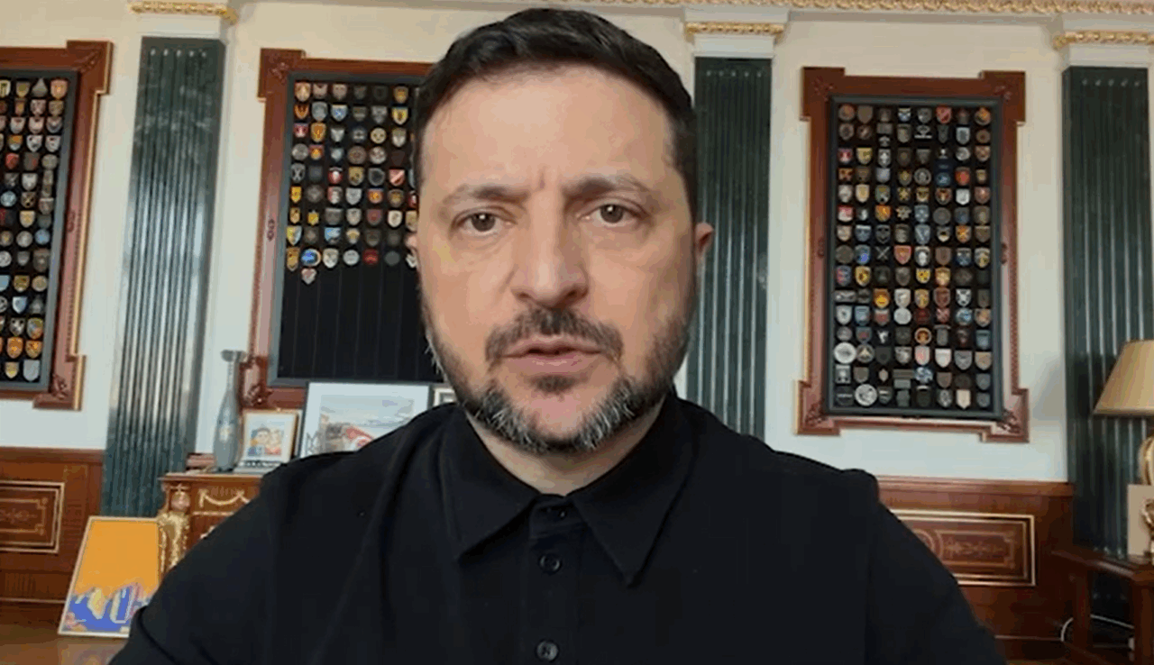 Zelenski acuză Iranul că l-a aprovizionat pe Putin cu drone și tehnologie pentru razboiul din Ucraina. „Poziția noastră este cunoscută. Să oferim poporului iranian șansa de a scăpa de regimul terorist“