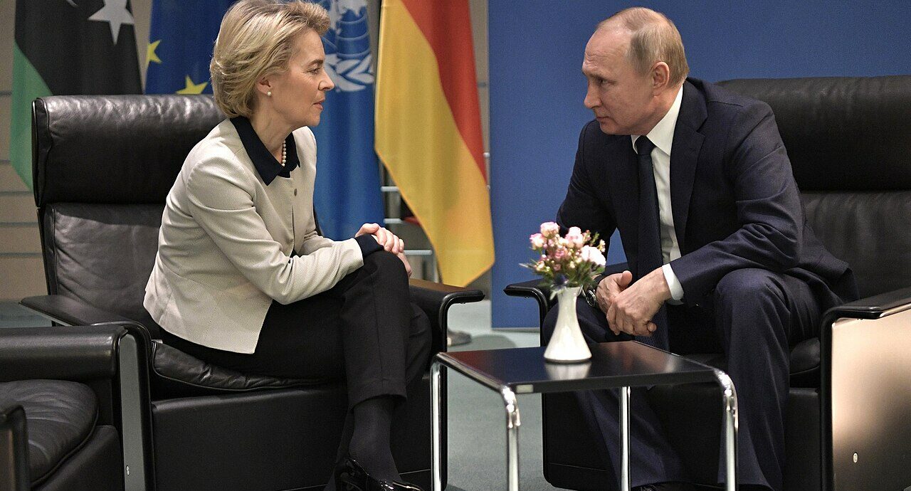 Ursula von der Leyen și Macron au reiterat necesitatea lansării unei inițiative de la Bruxelles pentru dialogul cu Putin
