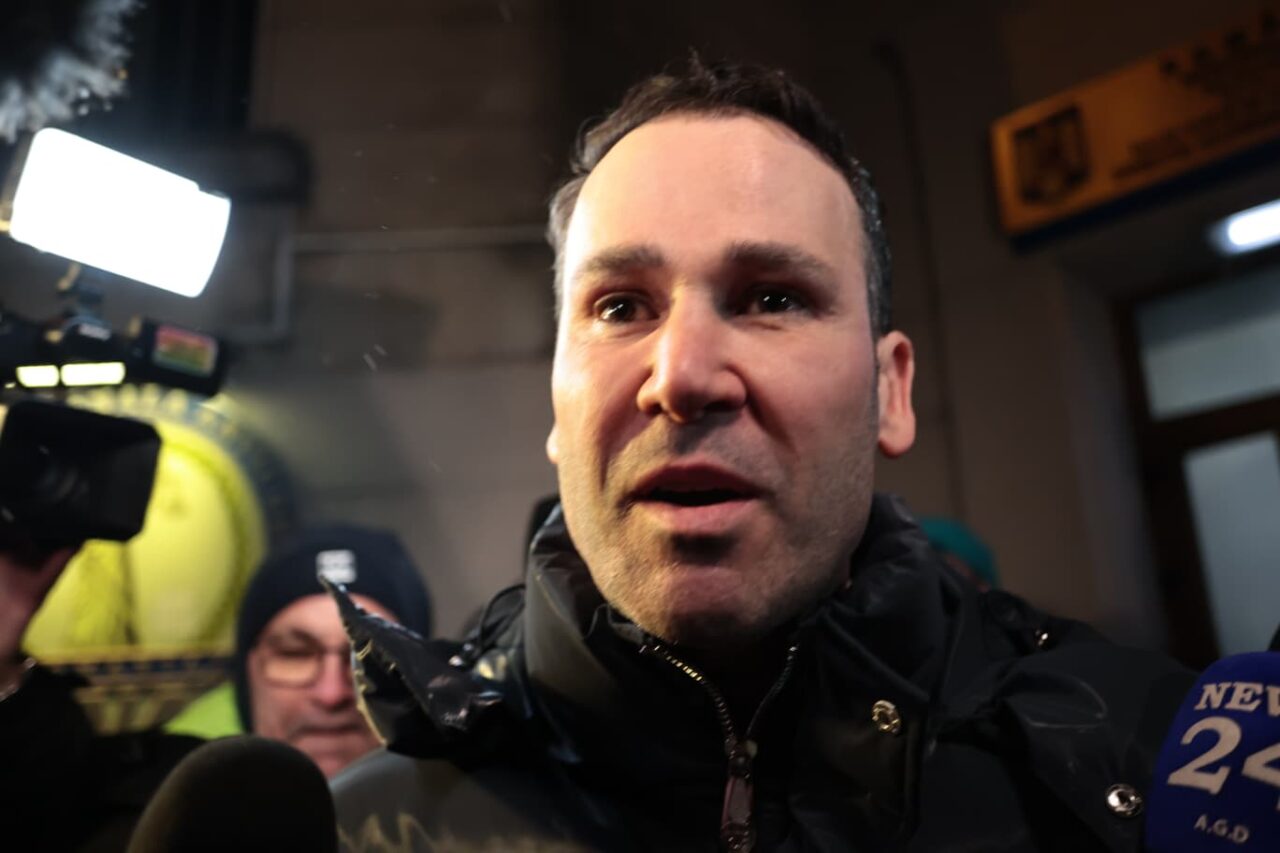 Robert Negoiță a ieșit fără cătușe de la DNA. Surse Gândul: Este sub control judiciar cu cauțiune de 800.000 de lei și nu mai poate exercita funcția de primar pe perioada măsurii preventive