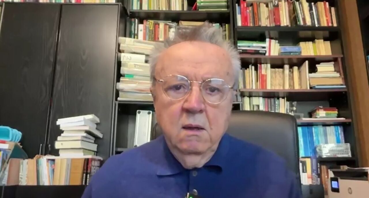 Ion Cristoiu: O încercare salutară de salvare a democrației – Avocatul Poporului contestă la CCR OUG nr. 7