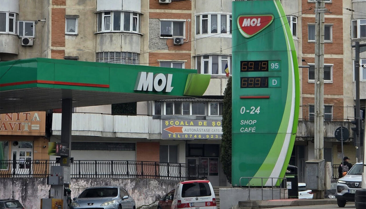 Imagine controversată. Cât au ajuns să coste carburanții într-o benzinărie din Iași