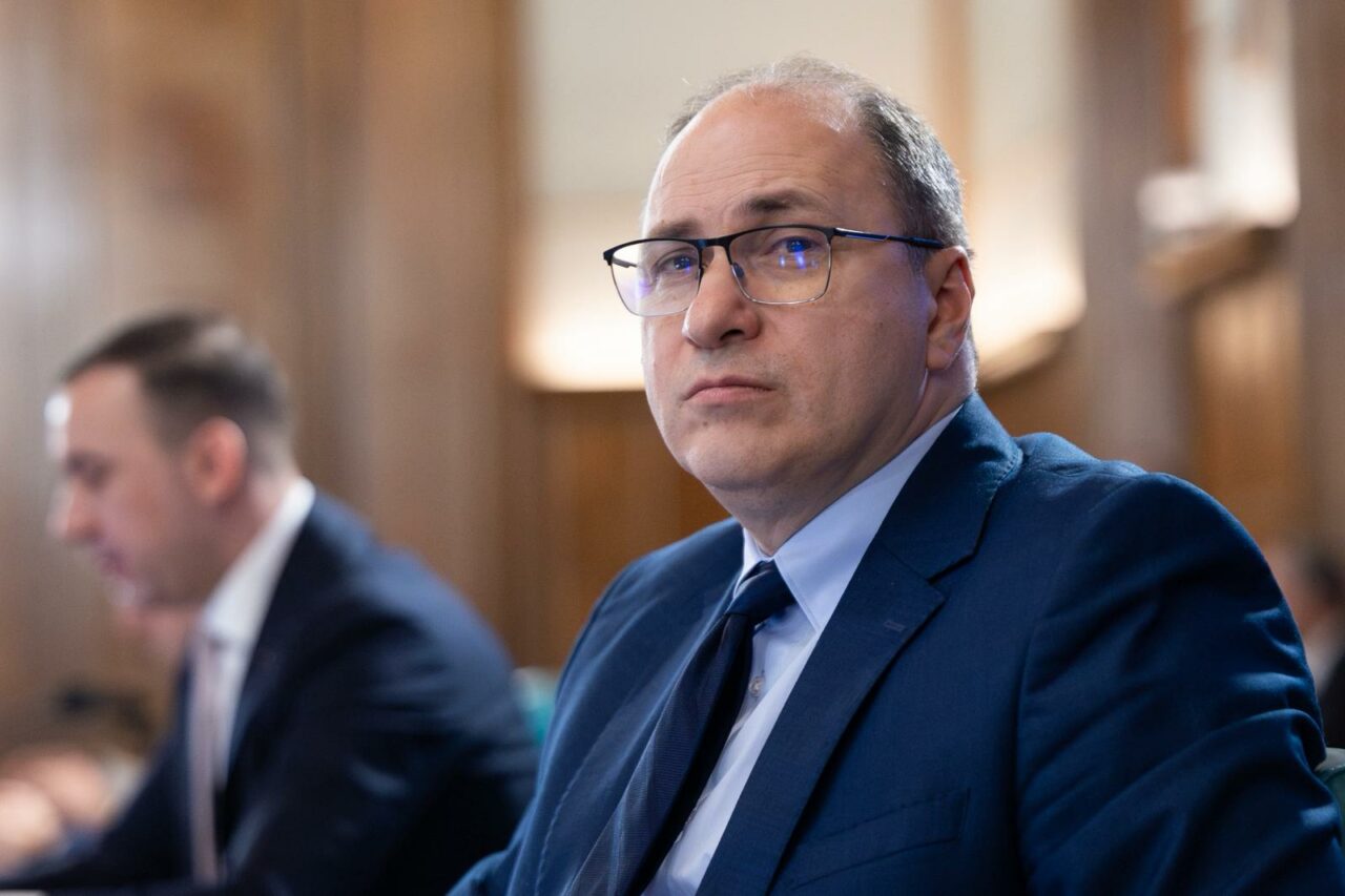 Primul mesaj public al noului ministru al Educației, Mihai Dimian: „Este nevoie de mai mult dialog, mai multă empatie și corectitudine”