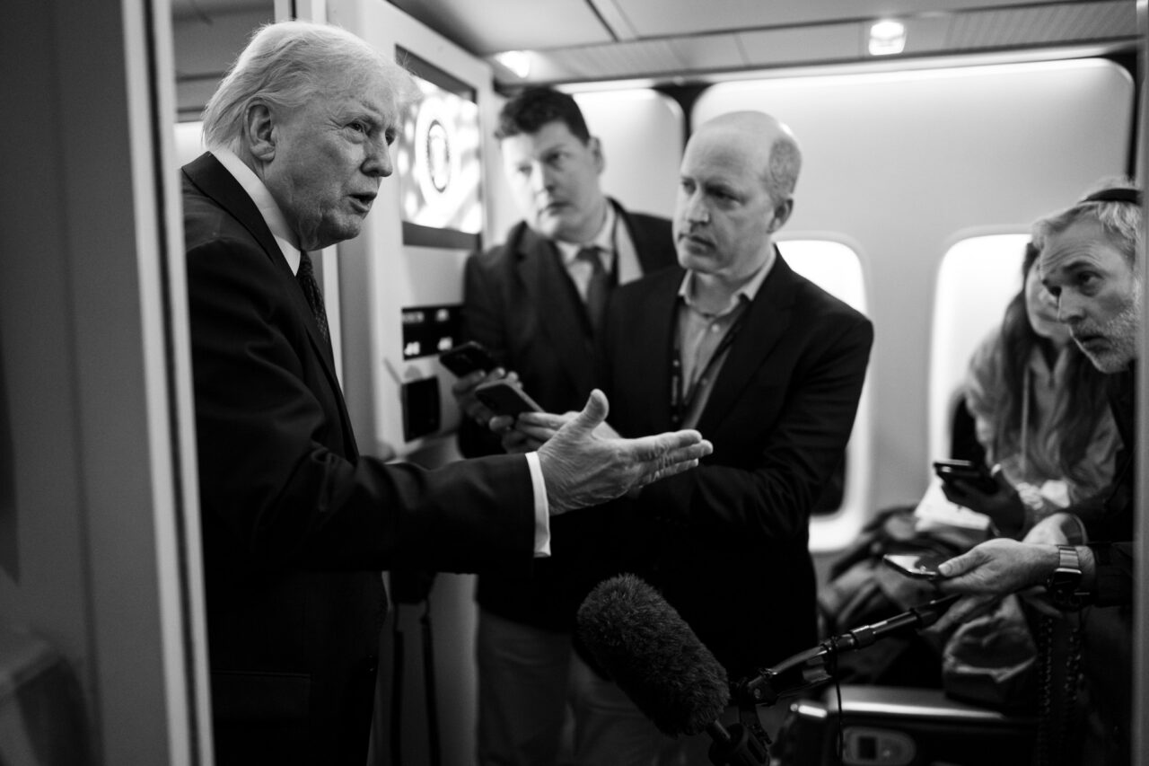 Trump face presiuni asupra aliaților NATO să-și intensifice prezența în Strâmtoarea Ormuz: „Le cer să intervină și să-și protejeze propriul teritoriu.“ „Îi vom ține minte!“