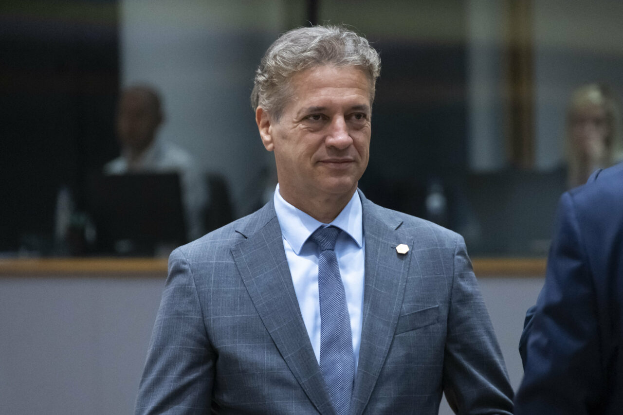 Alegeri în Slovenia. Robert Golob a revendicat victoria după un scrutin aproape egal cu Janez Jansa. Urmează negocieri dificile pentru Executiv