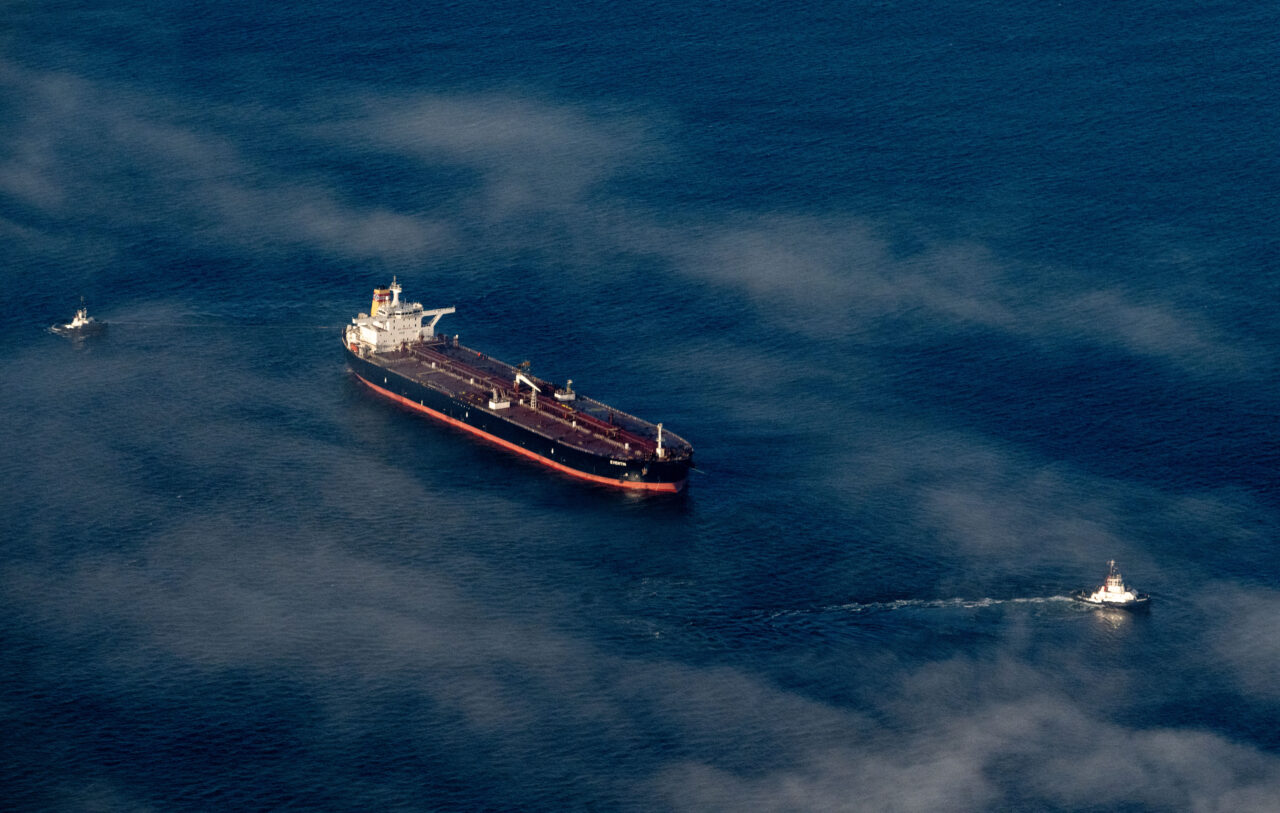 Un petrolier turcesc a explodat joi în Marea Neagră. Guvernul de la Ankara a semnalat un atac cu o dronă navală lângă Strâmtoarea Bosfor