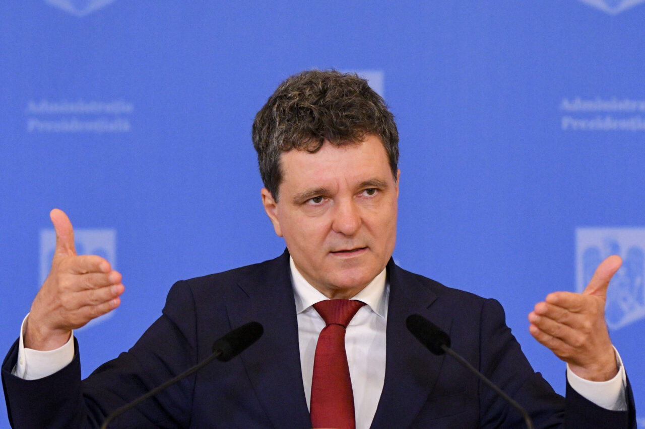 Nicușor Dan a explicat de ce nu a numit încă șefi la Servicii și de ce amână să o facă