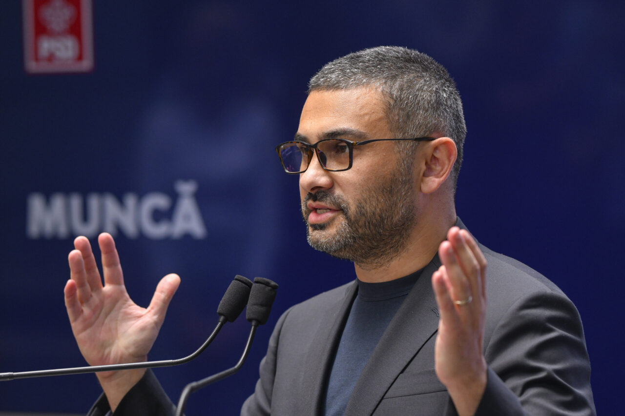 Ministrul Muncii pune presiune pe premierul Bolojan. Milioane de pensionari și copii, direct vizați. „Nu vom renunța! România are bani!”