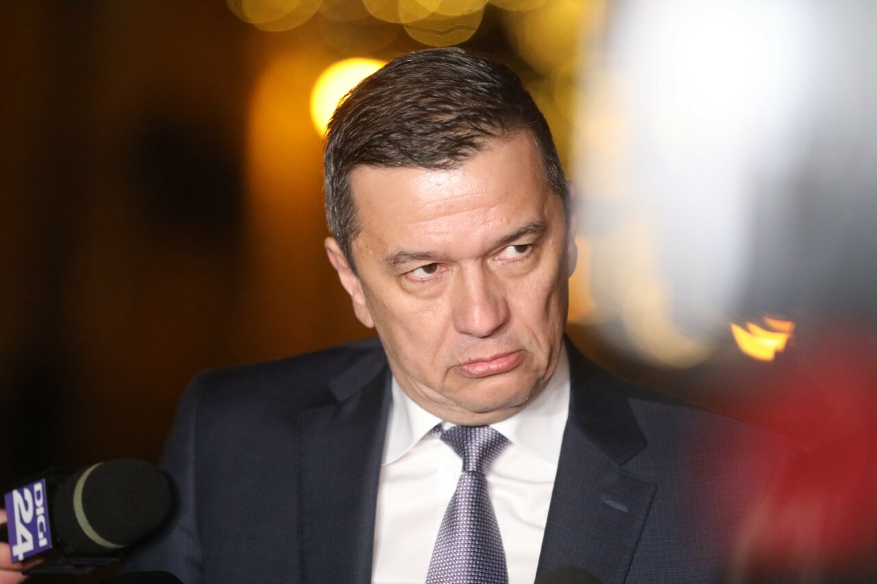 Grindeanu, nemulțumit de partenerii de coaliție: Am văzut „bezele” trimise de reprezentații PNL către AUR. Să spună că nu vor