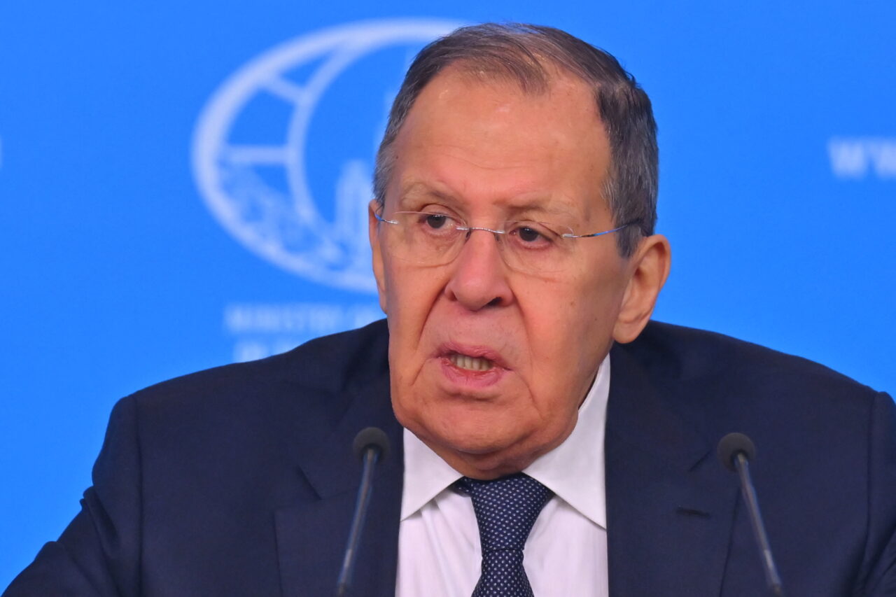 Șeful diplomației ruse susține că nu există dovezi privind dezvoltarea armelor nucleare de către Iran